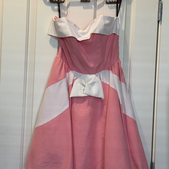 Betsey Johnson Evening Strapless Party Dress - Size 8 - NWT - Picture 2 of 4
